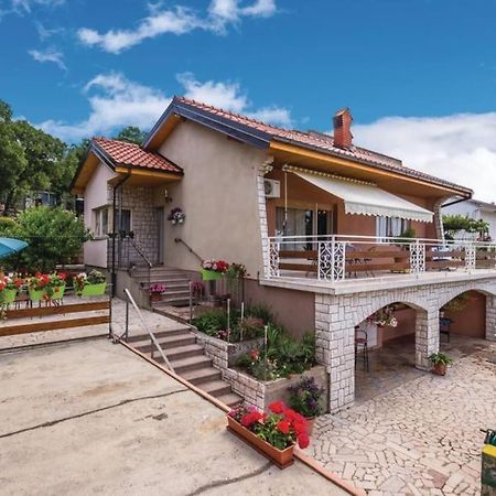 Home Away From Home Шмрика Экстерьер фото